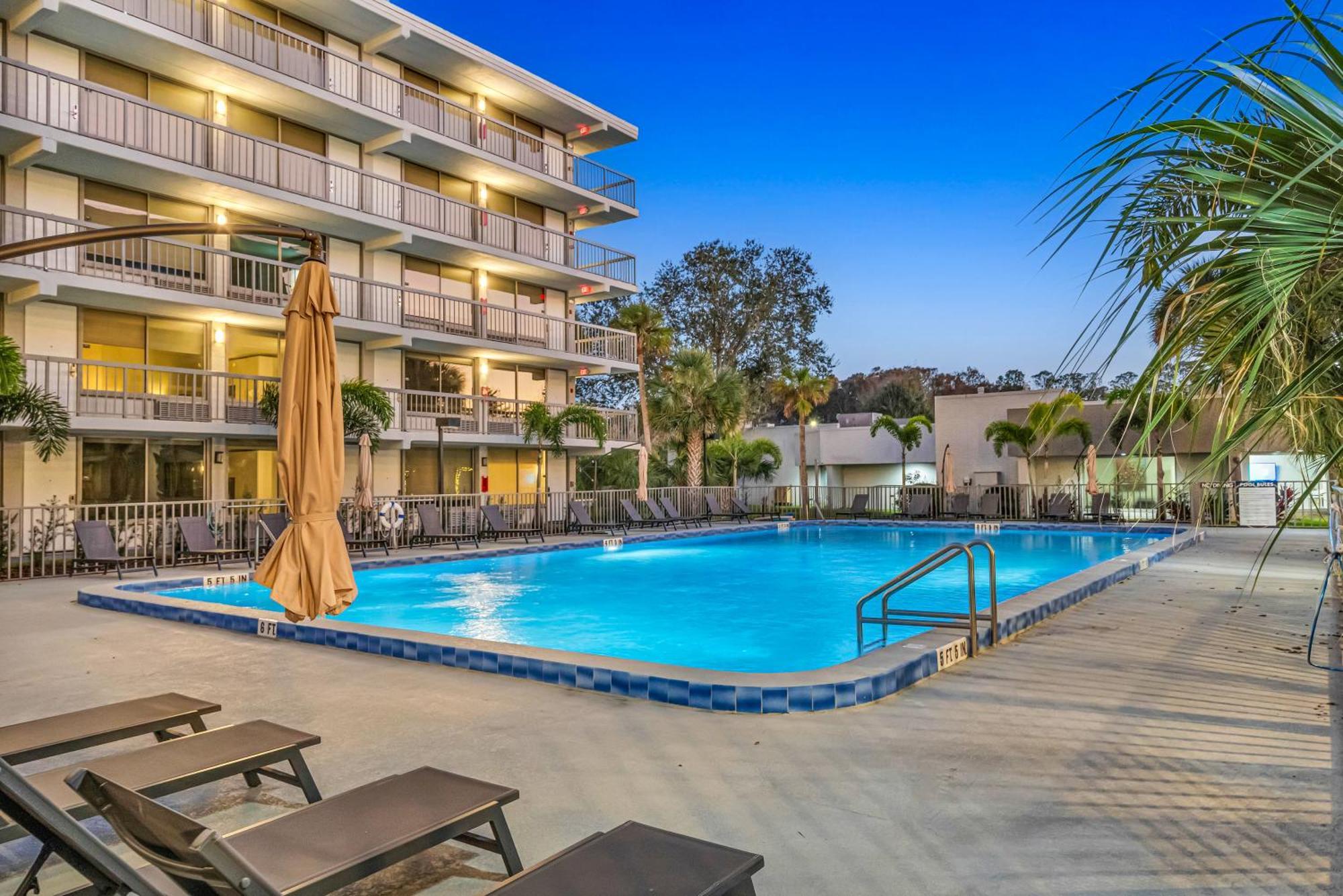 The Irlo Hotel Kissimmee Bagian luar foto