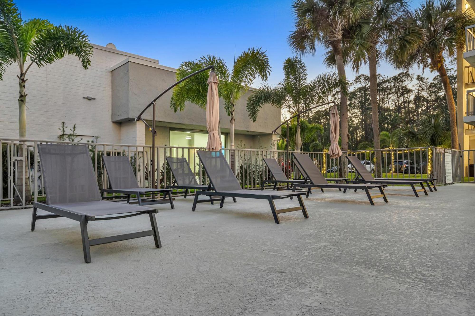 The Irlo Hotel Kissimmee Bagian luar foto